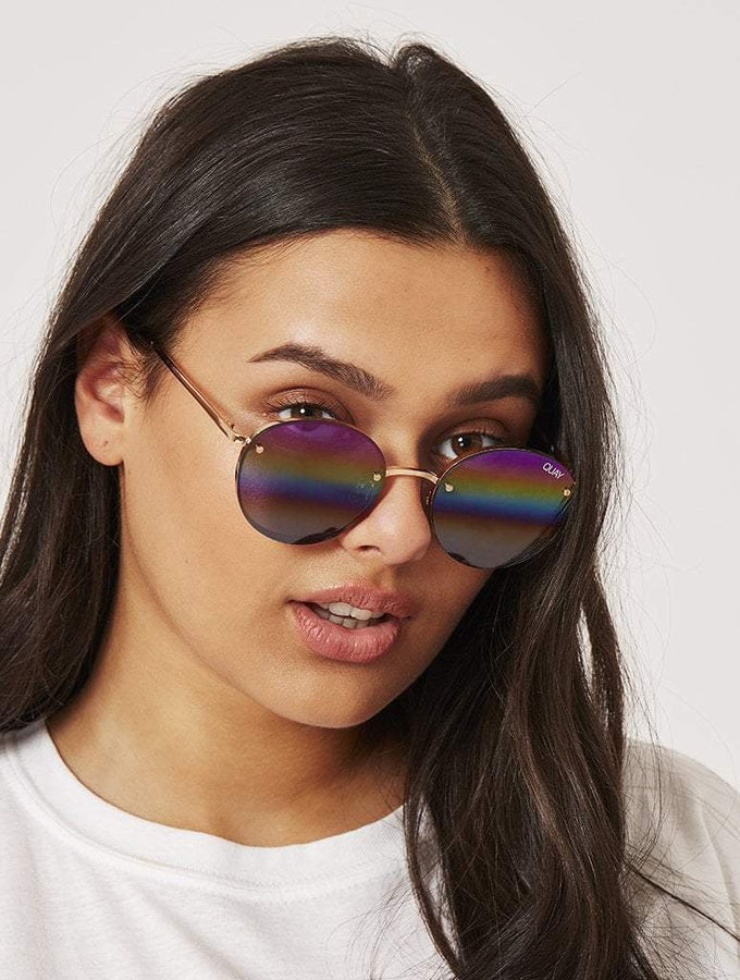 Skinnydip London | Quay Farrah Metal Frame Sunglasses in Cold Purple - Model Image
