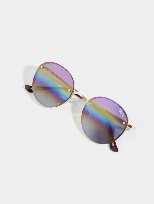 Skinnydip London | Quay Farrah Metal Frame Sunglasses in Cold Purple - Product Image 4