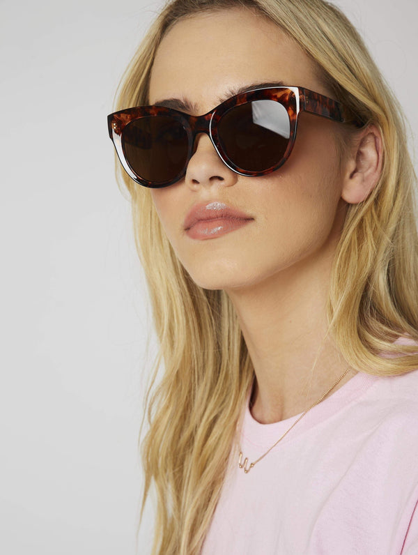 Skinnydip London | Lia Tort Sunglasses - Model View 1